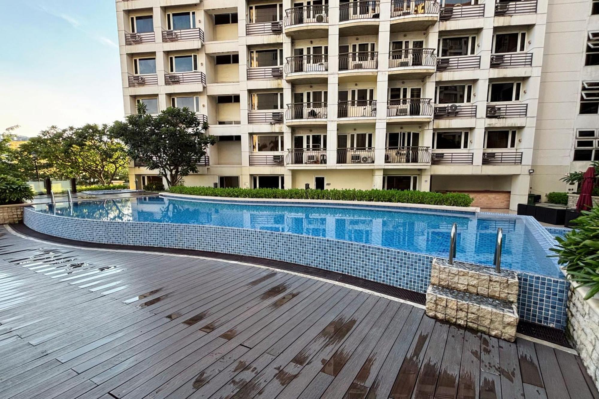 Extremeli Suites Manila Powered By Cocotel Exterior foto