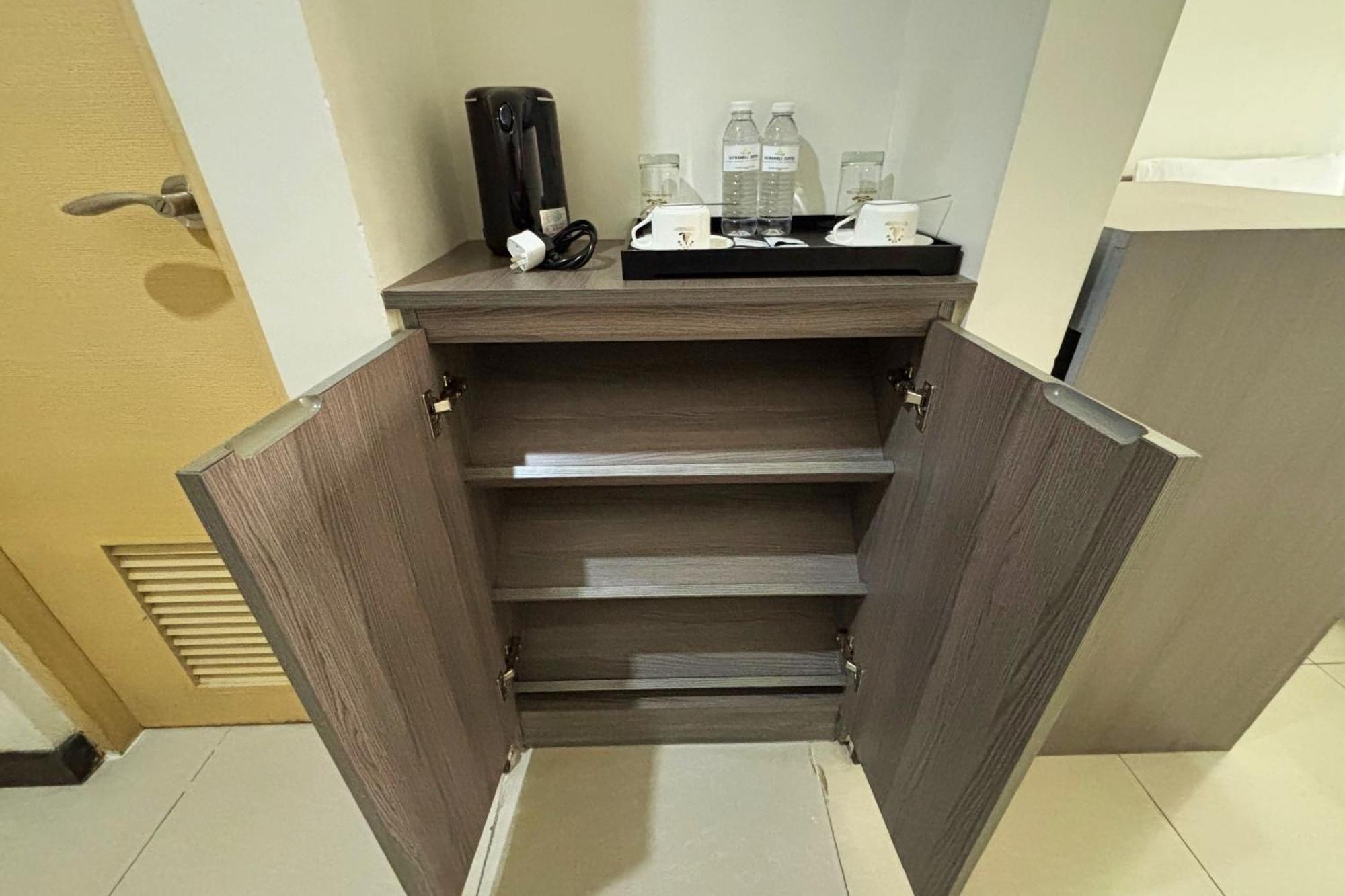Extremeli Suites Manila Powered By Cocotel Quarto foto